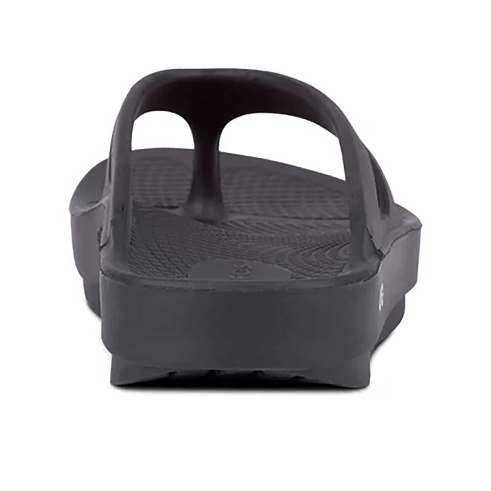OOfos Unisex OOriginal Sandal - Black- Regular (D) 8 OOfos Unisex OOriginal Sandal - Black- Regular (D) - Image 6