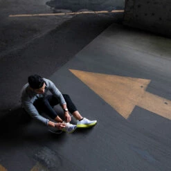 Topo Athletic Men's Cyclone Running Shoe - White/Lime - Regular (D) -EveryShoes Shop M045.White Lime 10